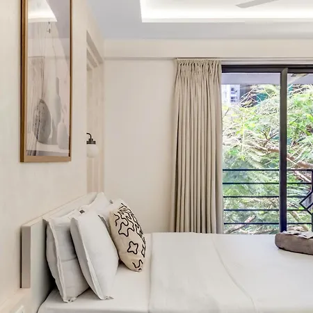 Selene Apartment *