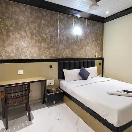 Hotel Fabhotel Prime Land - Nr Bkc