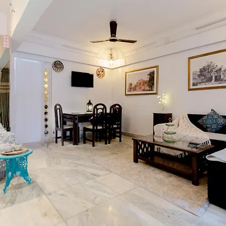 Villa Bollywood Boulevard Independent