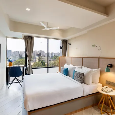 Indie International Airport 4*