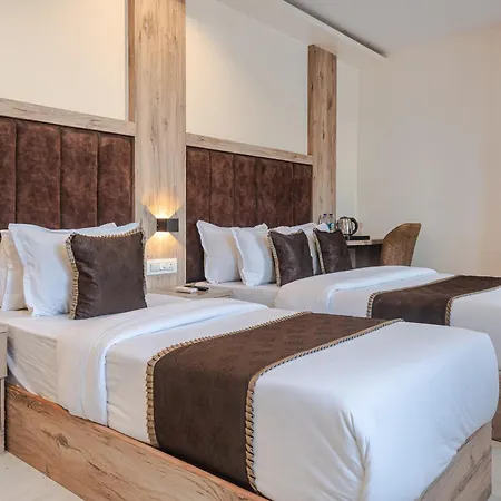 Silver Park Hotel
