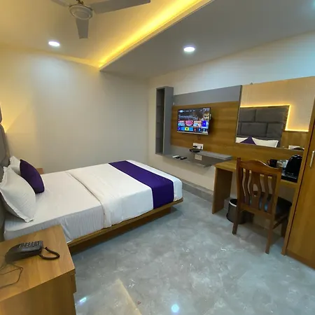 Hotel Bkc Gold View Near Bandra Kurla Complex 3*