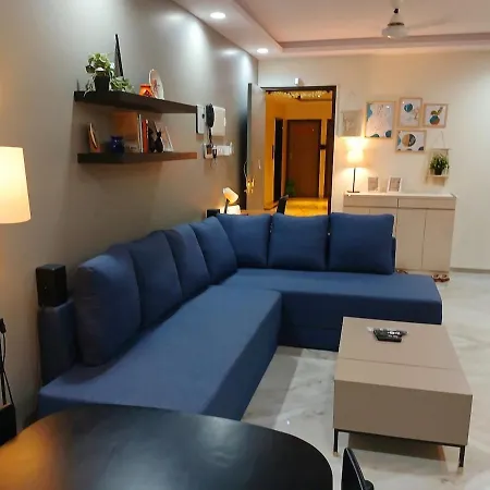 Apartment Lakefront Lounge-luxe 1bhk With 2 Baths-2bed Mumbai