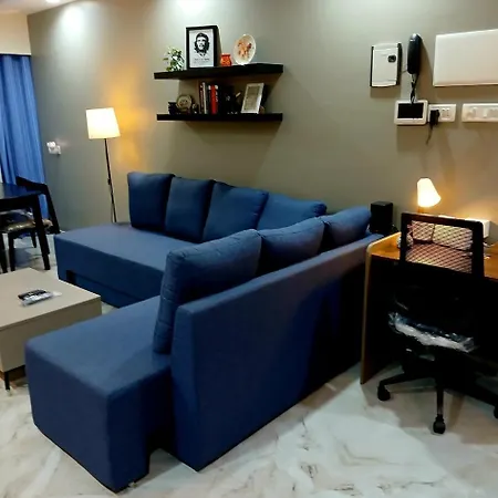 Lakefront Lounge-luxe 1bhk With 2 Baths-2bed *