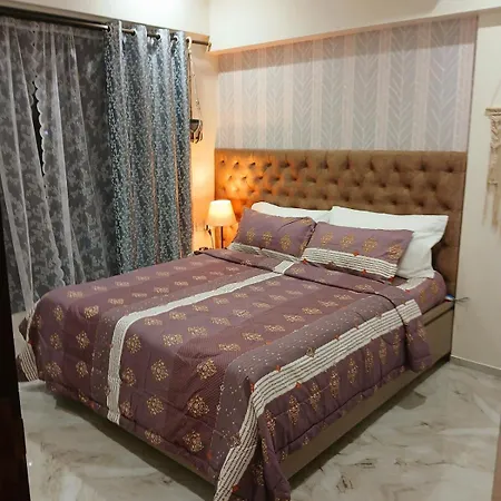 Apartment Lakefront Lounge-luxe 1bhk With 2 Baths-2bed *