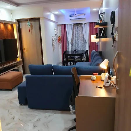 Lakefront Lounge-luxe 1bhk With 2 Baths-2bed Apartment Mumbai