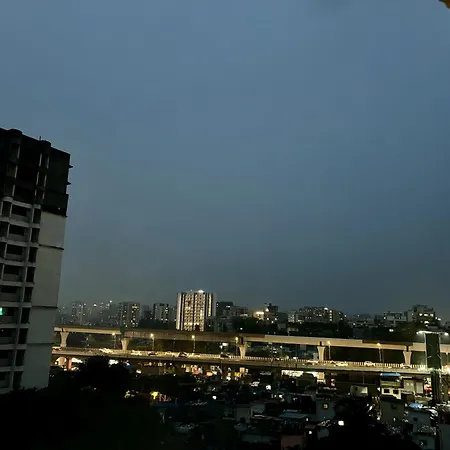 Vibrant 2 Bhk Near Airport Apartment *