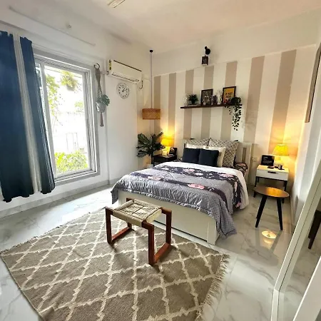 Stay-by-the-bay, 2bed Garden With Lounge Bdrm Mumbai