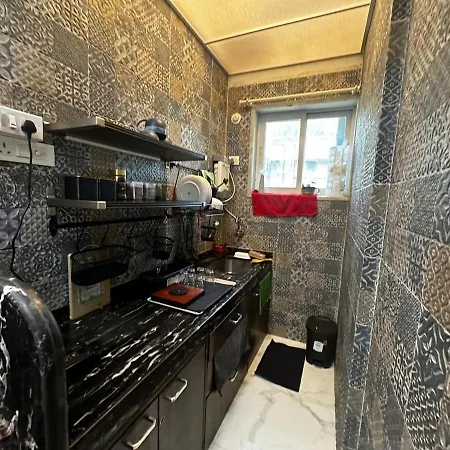 Stay-by-the-bay, 2bed Garden With Lounge Bdrm