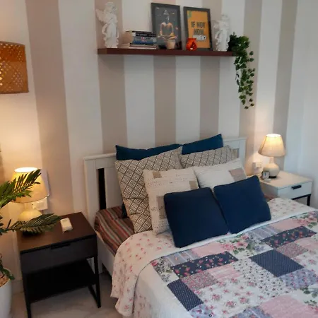 Apartment Stay-by-the-bay, 2bed Garden With Lounge Bdrm Mumbai