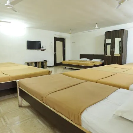 Farm Regency Hotel