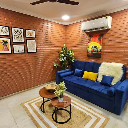 Apartment Brick Maison 1bhk With Free Parking, Juhu Bandra *