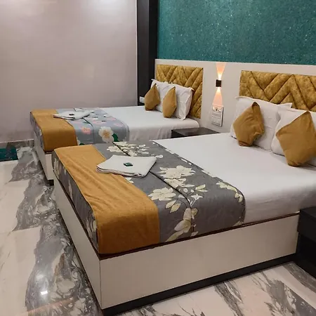 Guest house Galaxy 5*