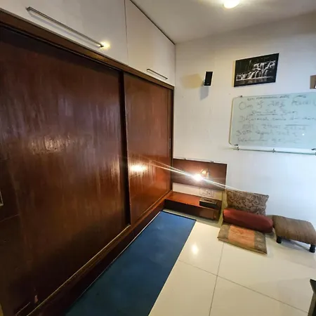 The Beautiful Bollywood 2bhk In Bandra