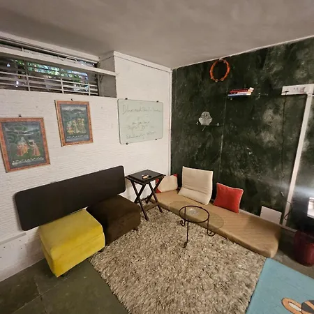 The Beautiful Bollywood 2bhk In Bandra Apartment Mumbai