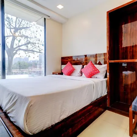 Hotel Summer *