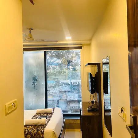 Summer Hotel Mumbai