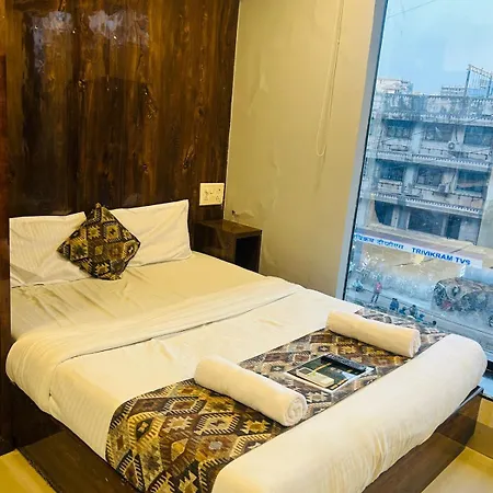 Hotel Summer Mumbai