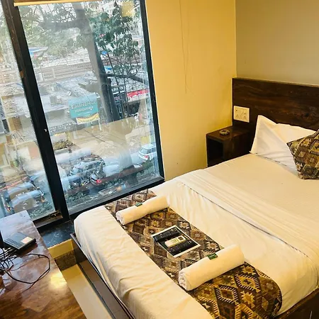 Summer Hotel