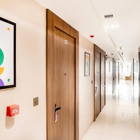 Hotel Treebo Vro Boutique, Andheri East Mumbai