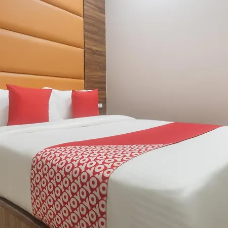 Blue Executive Near Chhatrapati Shivaji International Airport 3* Mumbai