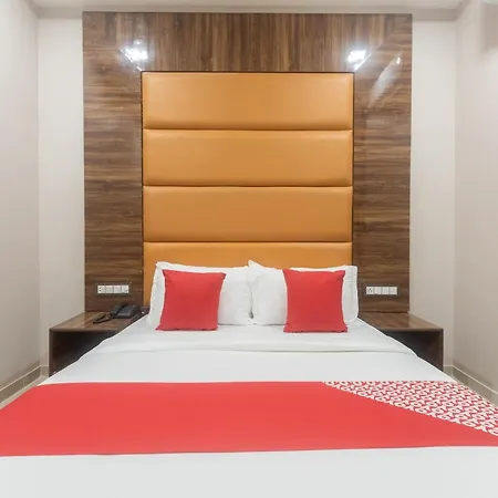 Blue Executive Near Chhatrapati Shivaji International Airport Hotel
