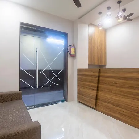 Blue Executive Near Chhatrapati Shivaji International Airport Hotel Mumbai