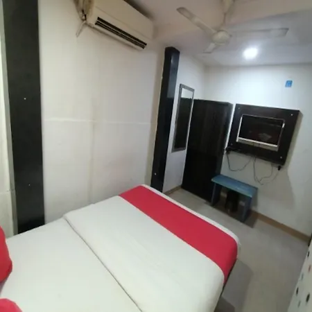 Apartment Sai Leela Near Airport