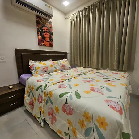 Apartment Pali Perch 1bhk With Peace, Charm And Bandra Vibes *