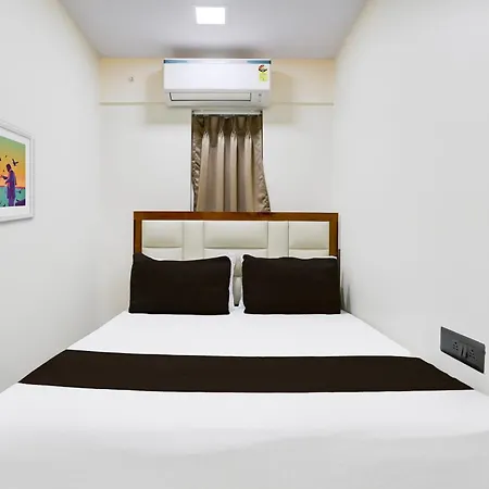 Hotel O Akshay 4*