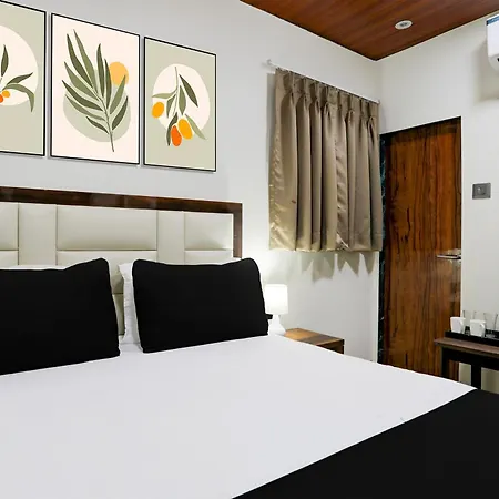 Hotel O Akshay 4*