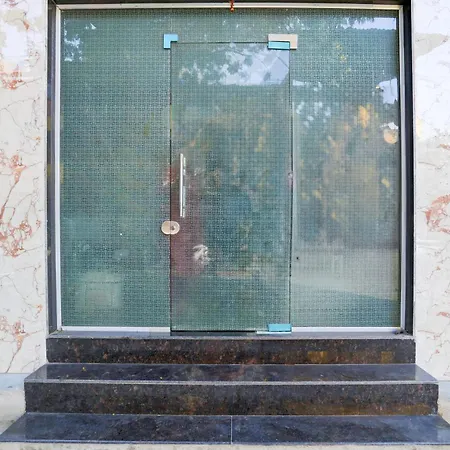 Hotel O Akshay 4*