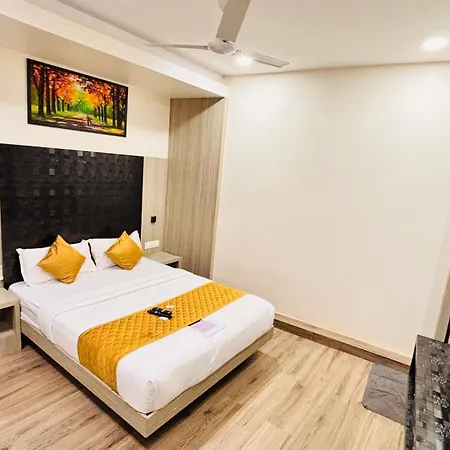 Guest house Arts International