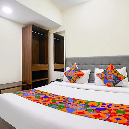 Via Lexus 5 - Nr Janki Devi High School 3*