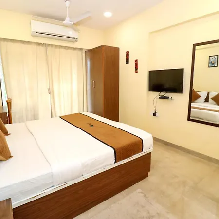 Pinaki Comfort Parle - Near Airport Mumbai