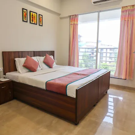 Pinaki Comfort Parle - Near Airport * Mumbai