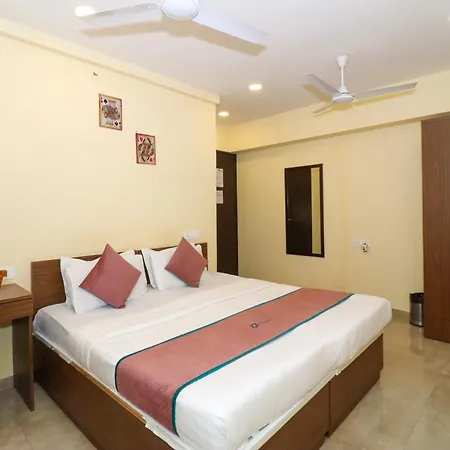 Pinaki Comfort Parle - Near Airport