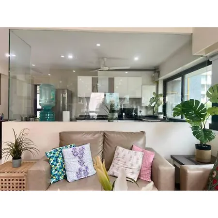Connekthomes -Modern 3Bed3Bath In Prime Bandra Neighborhood Apartment Mumbai