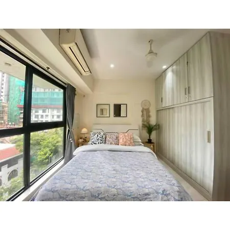 Connekthomes -Modern 3Bed3Bath In Prime Bandra Neighborhood * Mumbai