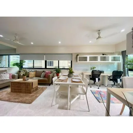 Connekthomes -Modern 3Bed3Bath In Prime Bandra Neighborhood Apartment Mumbai
