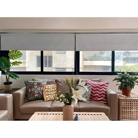 Apartment Connekthomes -Modern 3Bed3Bath In Prime Bandra Neighborhood Mumbai