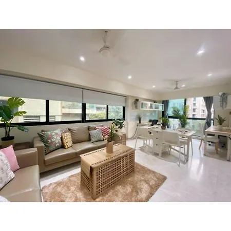 Connekthomes -Modern 3Bed3Bath In Prime Bandra Neighborhood * Mumbai