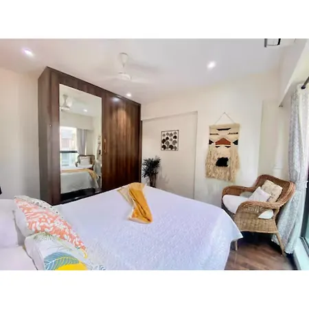 Connekthomes -Modern 3Bed3Bath In Prime Bandra Neighborhood Mumbai