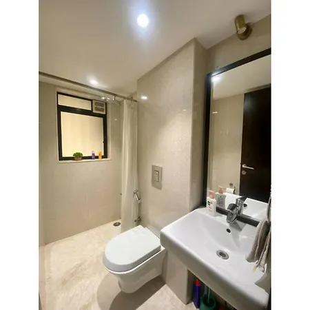 Apartment Connekthomes -Modern 3Bed3Bath In Prime Bandra Neighborhood Mumbai