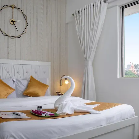 Apartment Gagal - Malad Mumbai