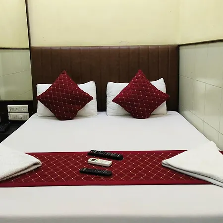Hotel Sch By Sion Triton -