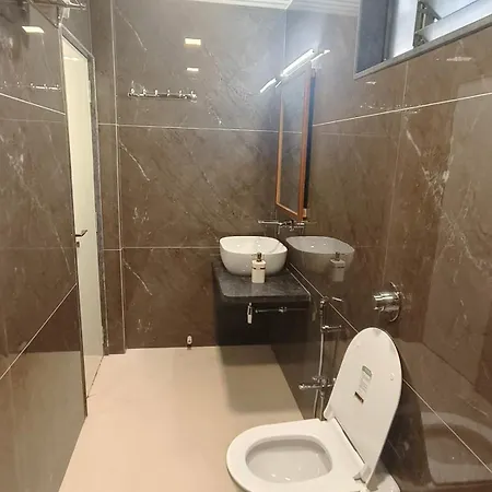 Sch By Sion Triton - Hotel Mumbai
