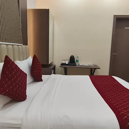 Sch By Sion Triton - Hotel