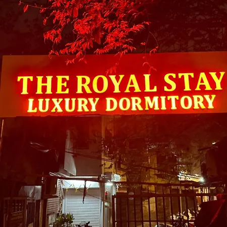 Hotel The Royal Luxury