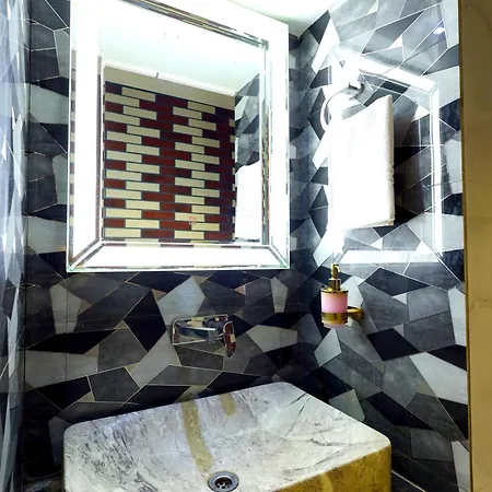Villa Goregaon - Gagal *